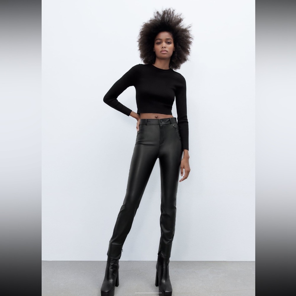 Faux leathered leggings